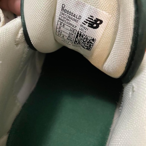 NEW BALANCE 550 AIME LEON DORE SIZE 9.5 GREEN - Picture 3 of 3